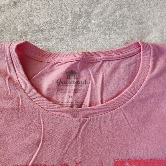 Graceland Elvis Light Pink With Graphics Tshirt Size XL - Picture 4 of 6